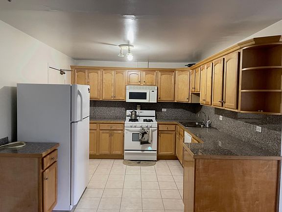 2nd image of 8864 Northshore Dr APT 2C