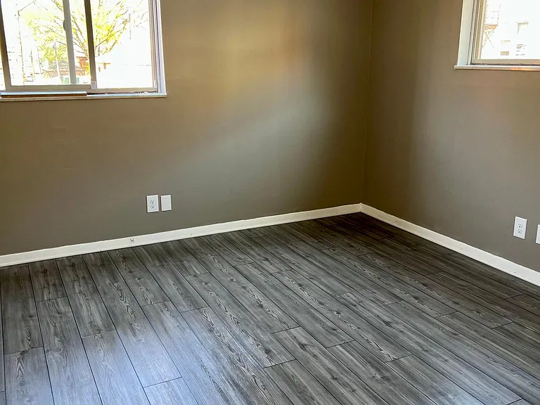 1717 Summit St #1E — Photo 4