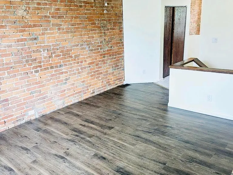 1619 Mansfield St — Photo 17