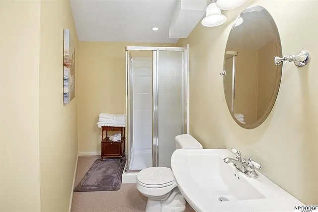 1823 S 172nd Plz — Photo 22