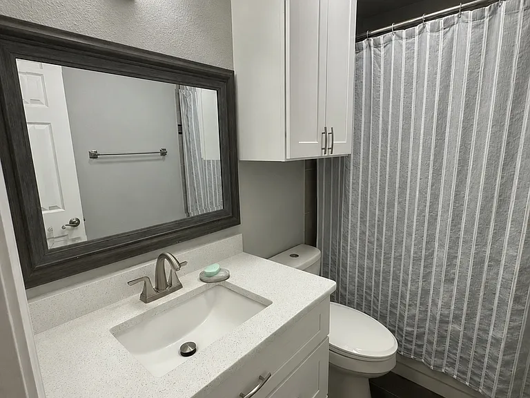 1752 Crescent Creek Ln — Photo 21
