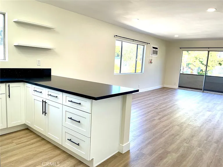 2728 Crestmoore Pl #3 — Photo 6