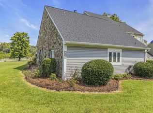 401 Raintree Pl, Hermitage, TN 37076