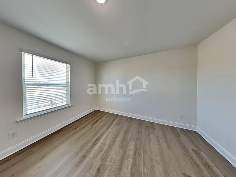 3472 Lincoln Heights Ln — Photo 13