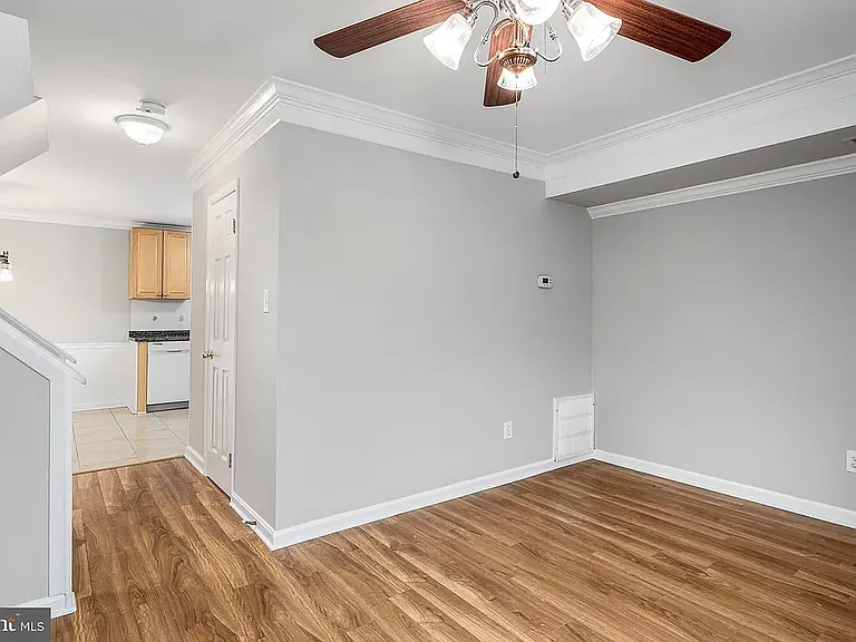 119 Adams Dr NE — Photo 9