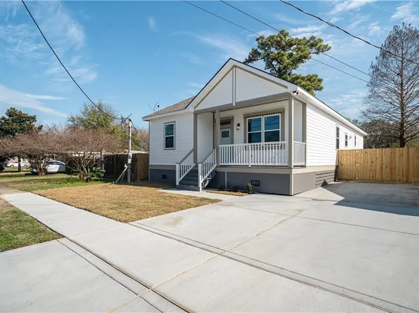 2917 Palmetto St, Chalmette, LA 70043