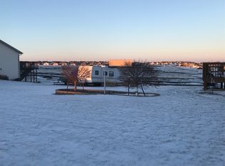 3906 Lewis Rd NW, Mandan, ND 58554