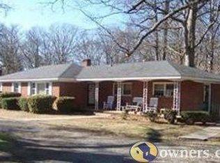 655 Hodgin Valley Rd, Pleasant Garden, NC 27313