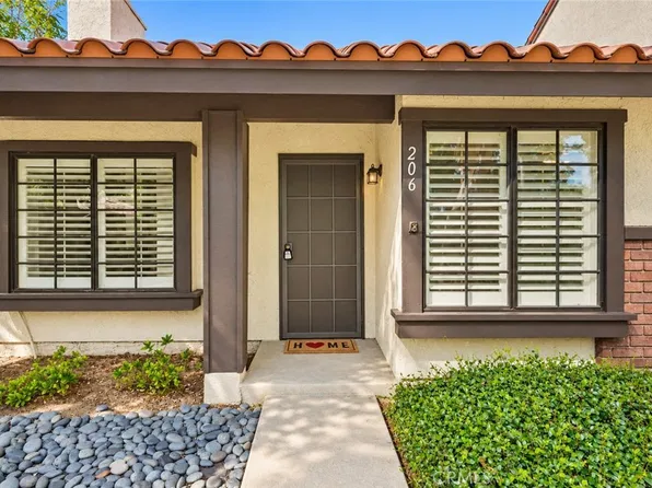 206 San Luis Rey Dr, San Dimas, CA 91773