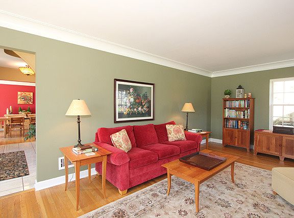 3rd image of 1104 Greenfield St