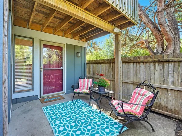 12798 W 110th Ter, Overland Park, KS 66210