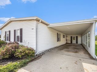 2882 Skylark St, Rochester, MI