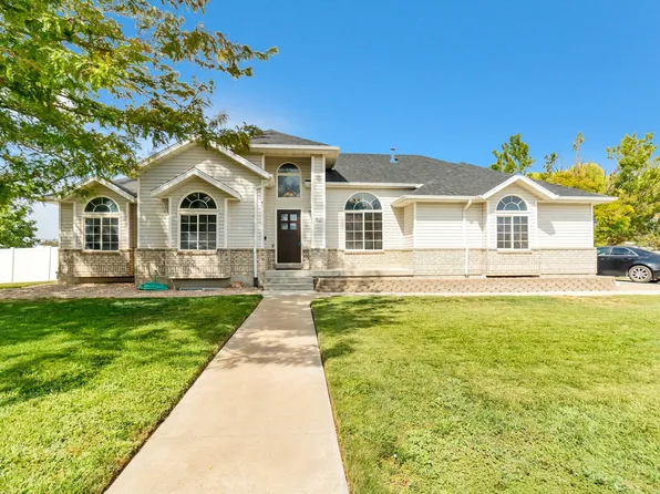66 Tiebreaker Dr, Grantsville, UT 84029