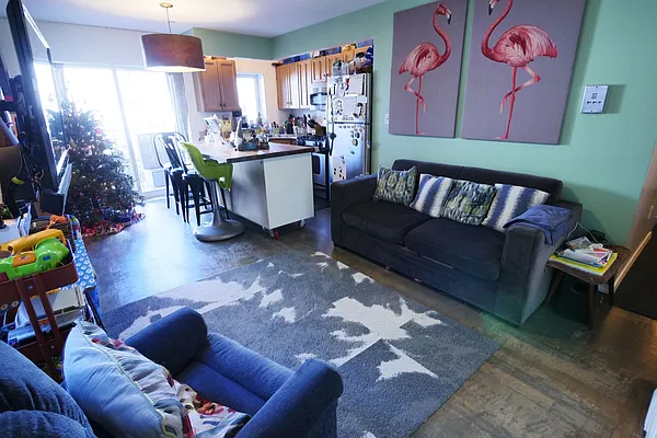 Rented by City Roots Realty | media 2