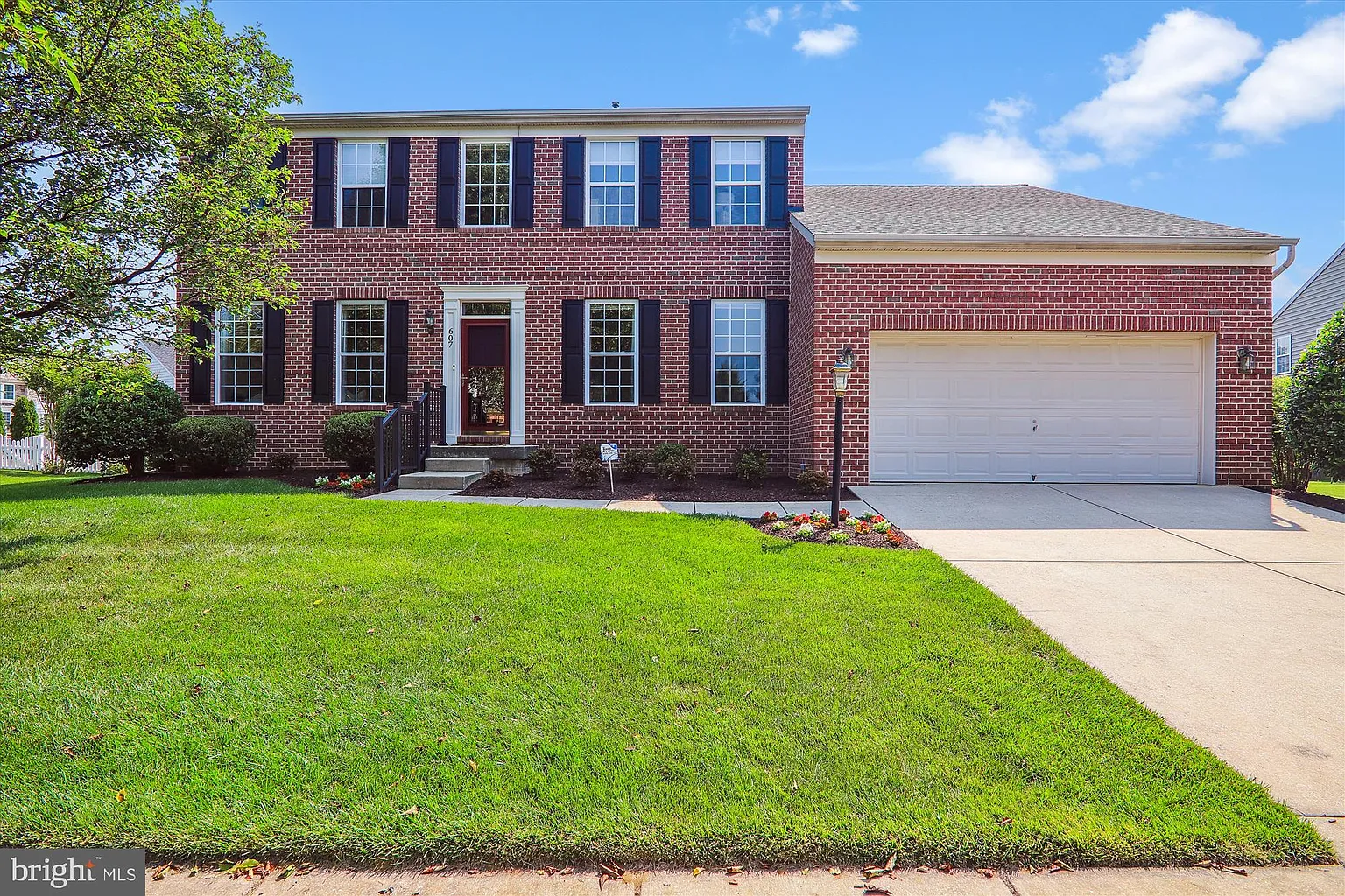 607 Lighthouse Landing Ln photo 1