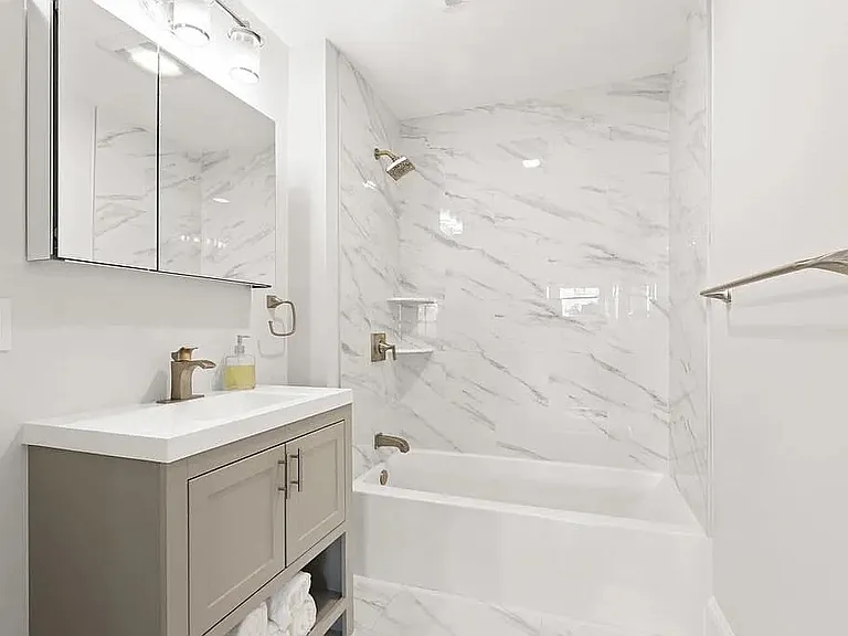 101 Brent St #3 — Photo 16