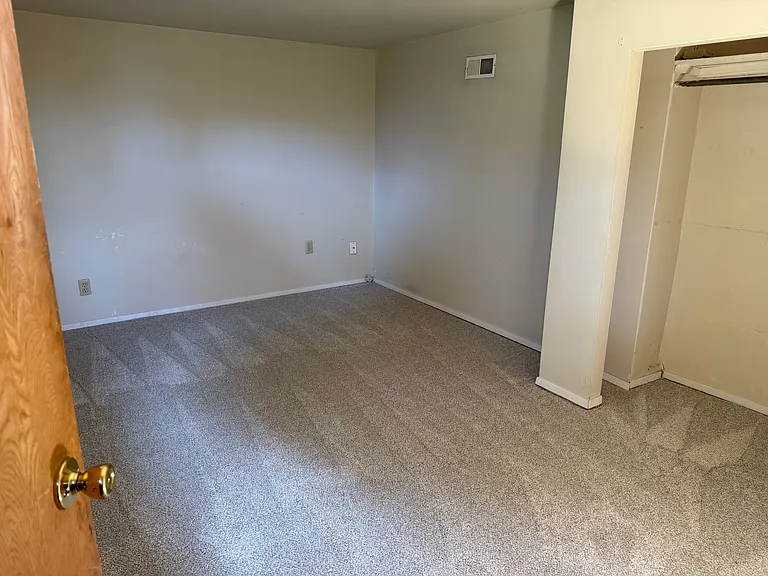 Bonus Room in the Basement
New carpet.