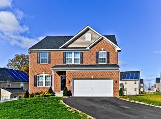 6100 Flemington Ct, Capitol Heights, MD 20743