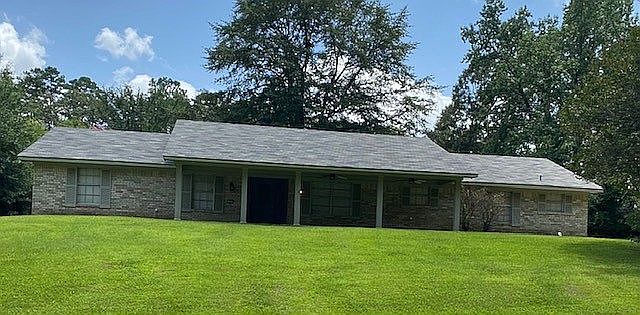 1st image of 1003 Madelaine Dr