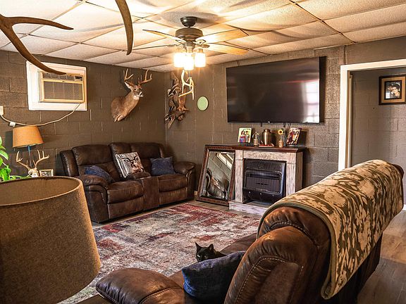 5th image of 8875 Northwood Ln