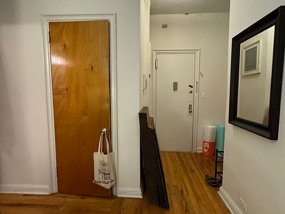 2nd image of 515 Cathedral Pkwy #2C