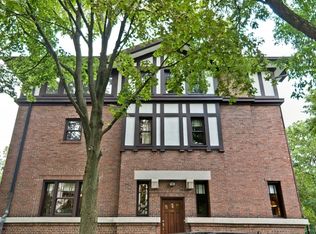 1201 E 56th St, Chicago, IL