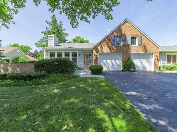 32 Chippendale Drive, Mount Sinai, NY 11766