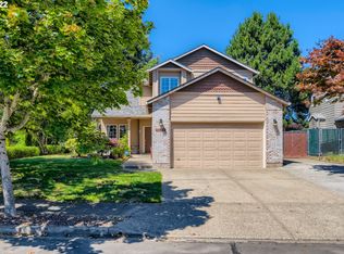 21855 NE Skidmore St, Fairview, OR 97024