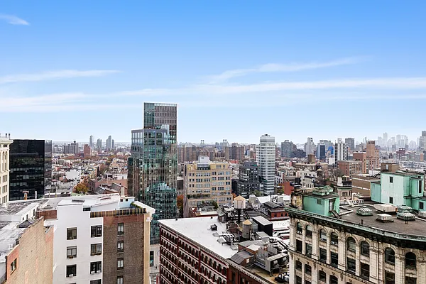 Sold by SERHANT. | media 7