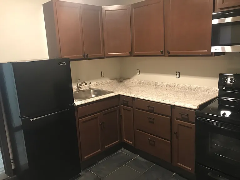 55 N Main St #9RESIDENTIAL — Photo 2