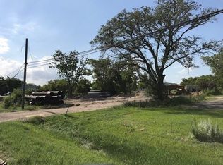 2302 W Cedar Bayou Lynchburg Rd, Baytown, TX 77521