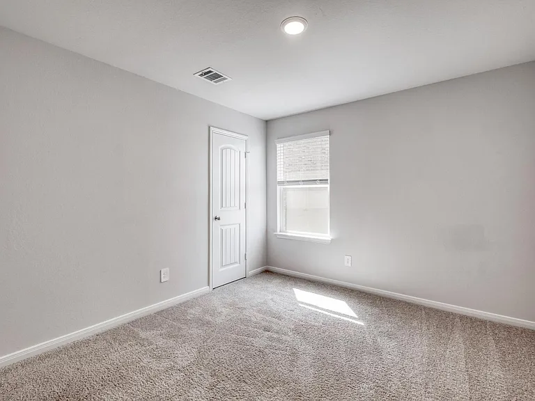 109 Bethpage Dr — Photo 24