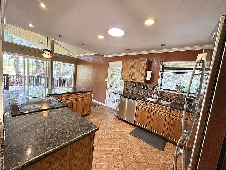 17420 Blue Jay Ct — Photo 35