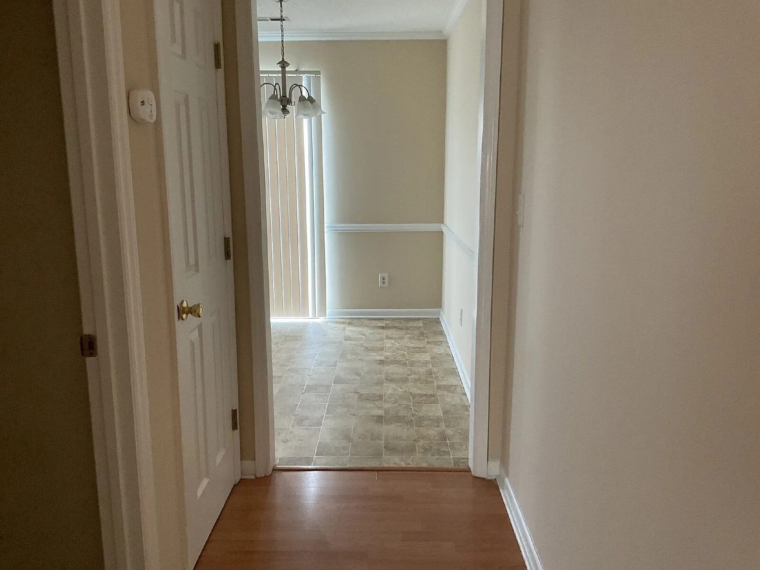 2370 Vineyard Dr — Photo 4