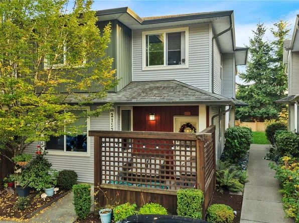 2157 Ridgemont Pl #103, Nanaimo, BC V9T 0C8