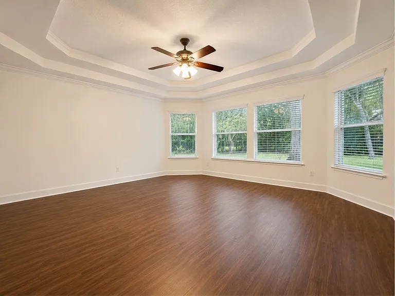 5204 Comfort Ct — Photo 17