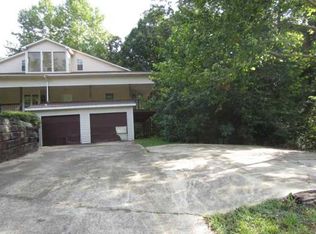 140 Mercer Rd, Deatsville, AL 36022