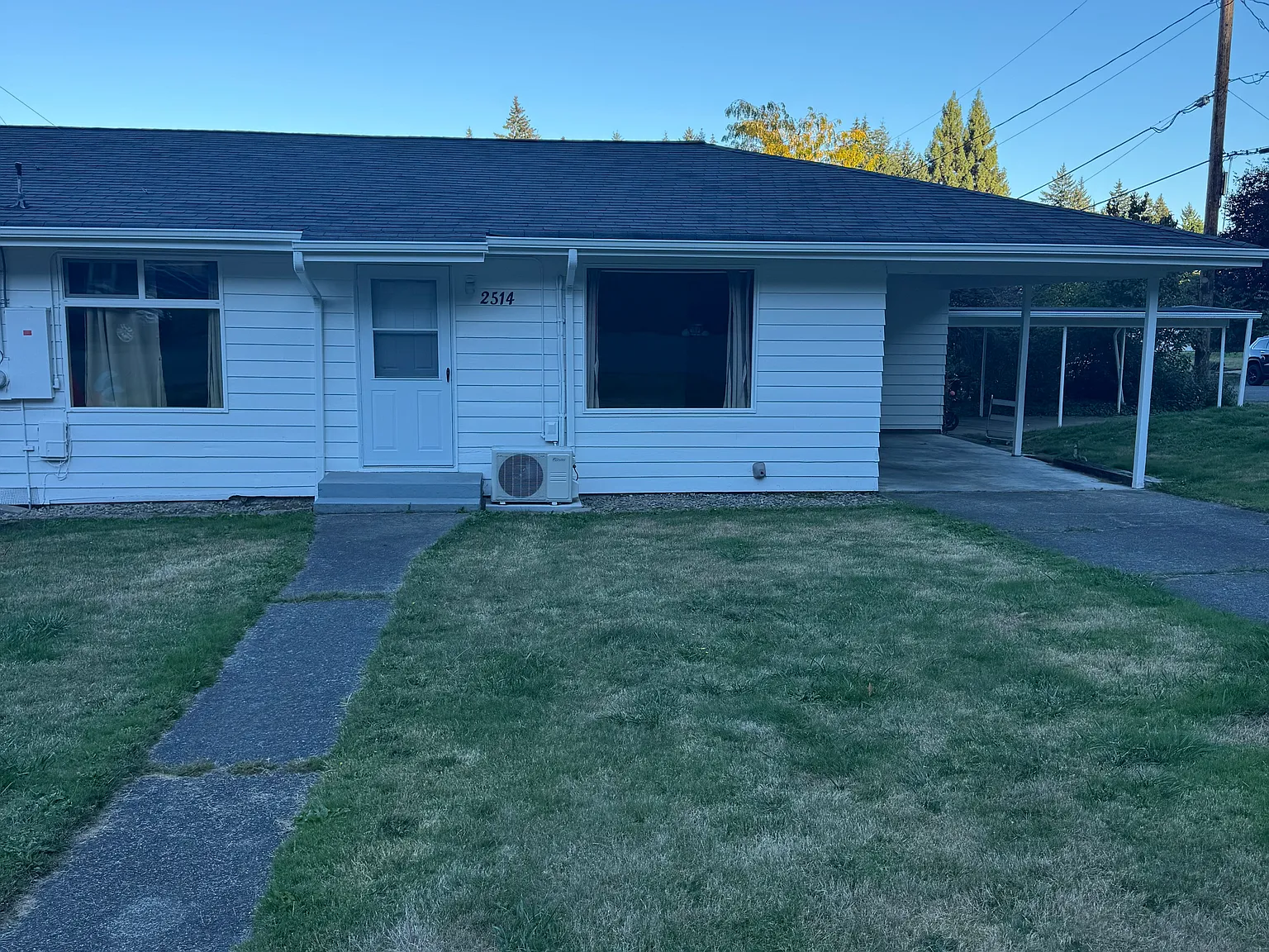 2 bed, 900 sqft, $2,100 — Photo 1