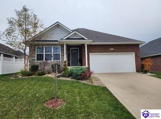 902 Faulkirk Cir, Elizabethtown, KY 42701