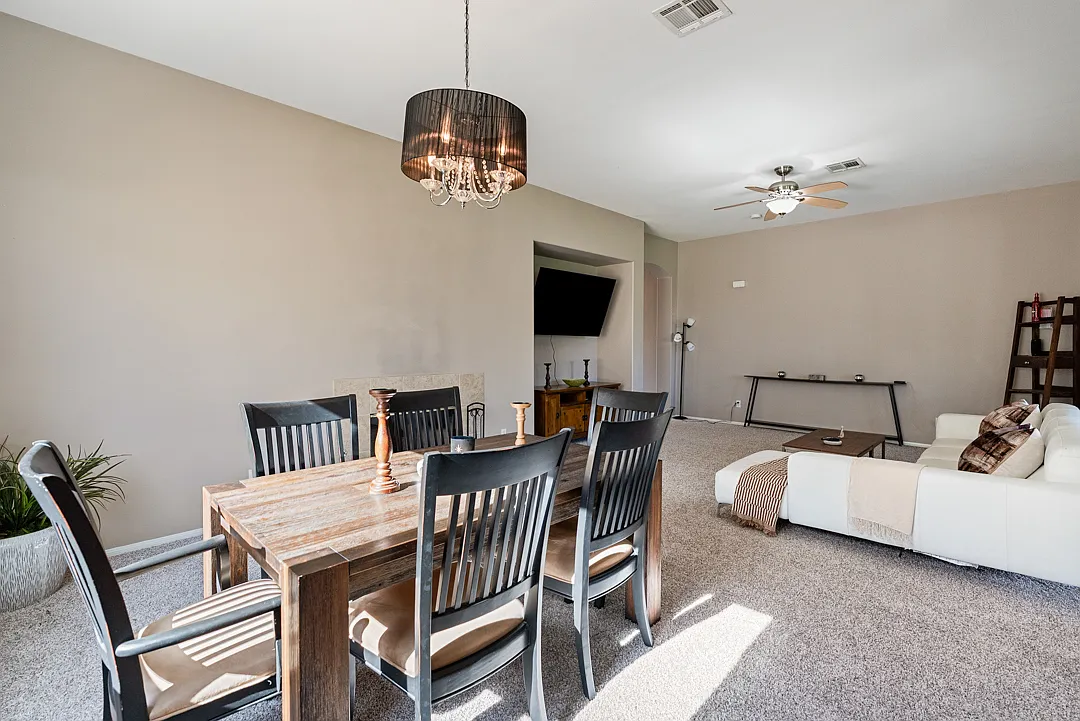 3 bed, 1985 sqft, $4,200 — Photo 4