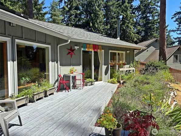 3681 Harper Street, Clinton, WA 98236