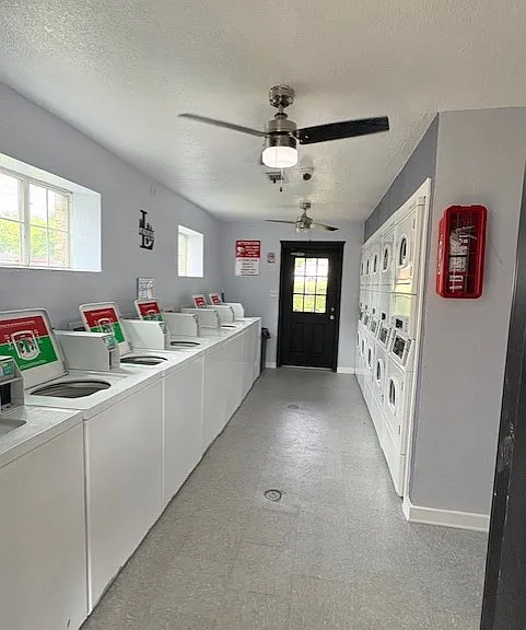 West Wind Apartments — Photo 18