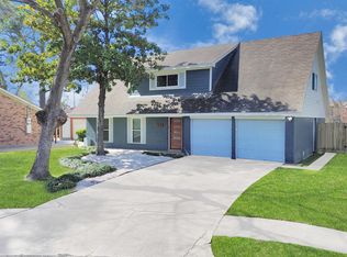 7335 Tall Pines Dr, Houston, TX 77088