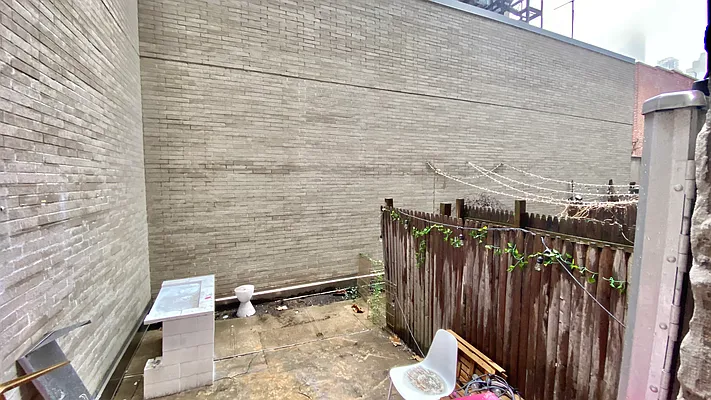 Rented by Crosstown Apartments NYC | media 19