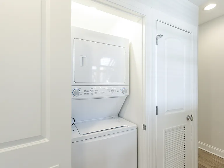 6337 N Oakley Ave #2 — Photo 13