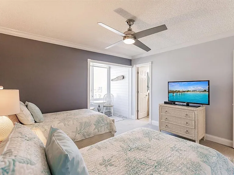 1055 W Peppertree Dr #805AA — Photo 19
