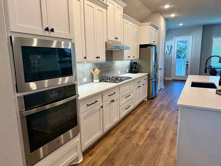 2413 Stella Ln — Photo 22