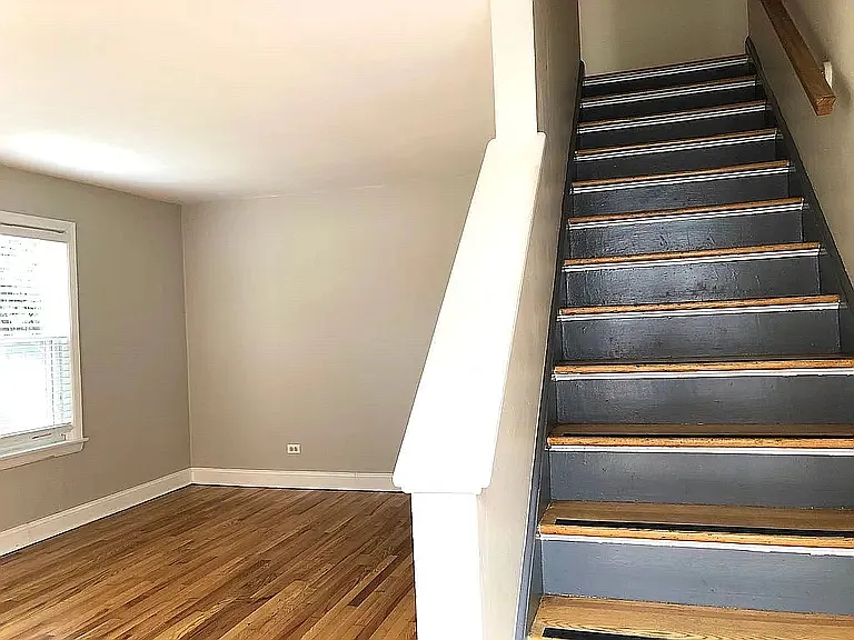 621 Waukegan Rd — Photo 4