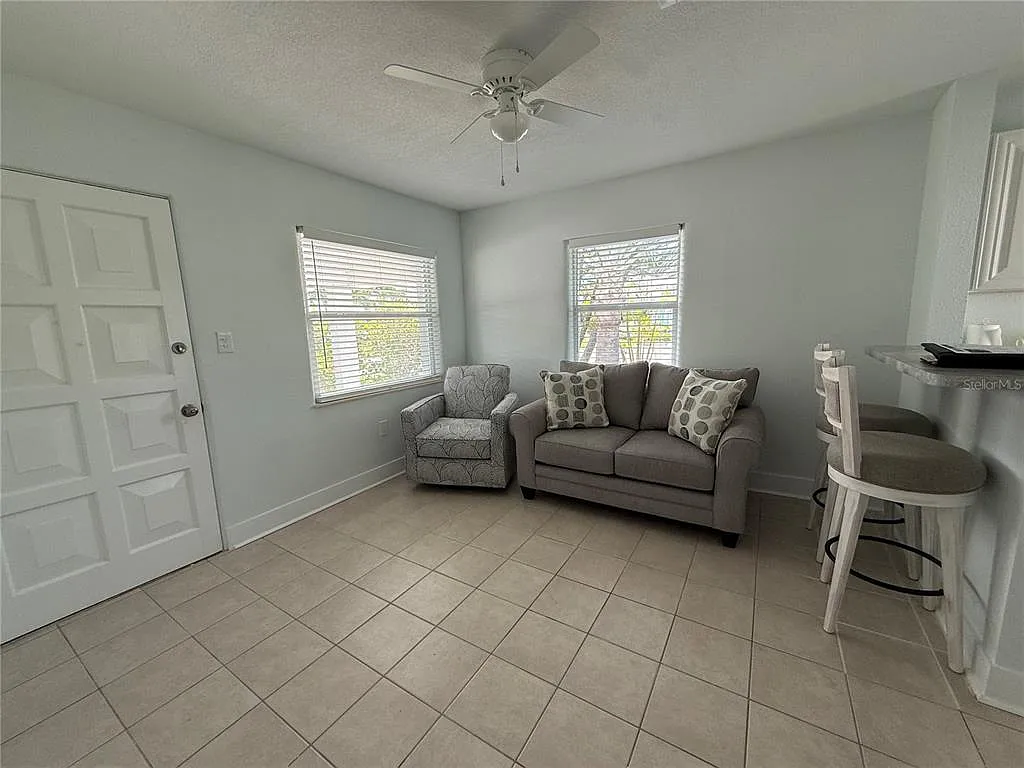 1 bed, 1.0 bath, 609 sqft, $1,700 — Photo 4