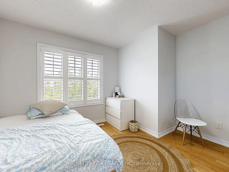32 Scott Brown St — Photo 32